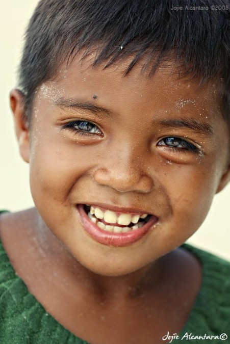 A child's smile © Jojie Alcantara