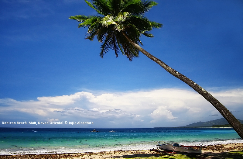 Dahican Beach, Mati, Davao Oriental © Jojie Alcantara